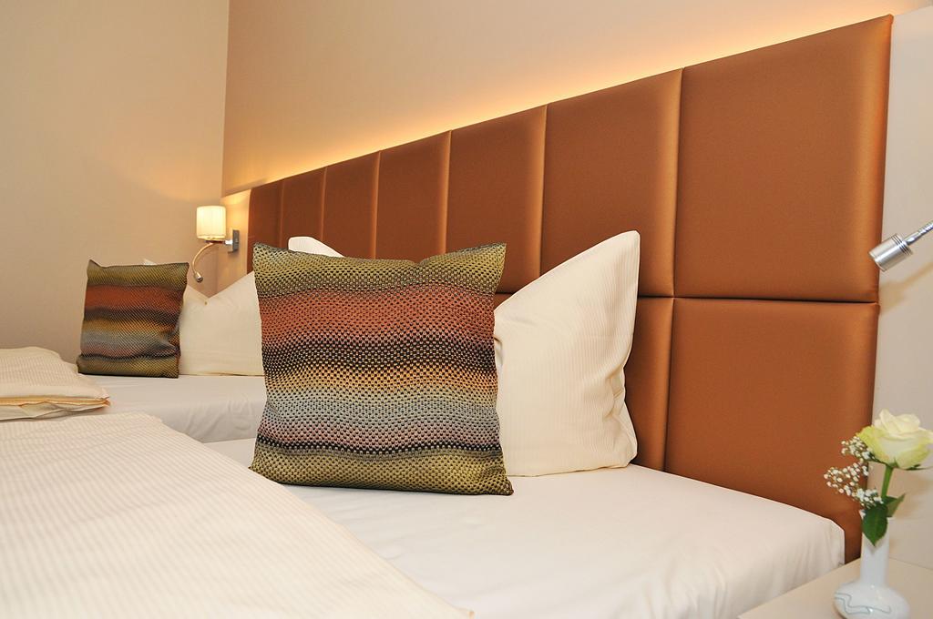 Hotel Friesen Werdau Luaran gambar
