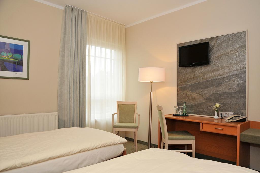 Hotel Friesen Werdau Luaran gambar